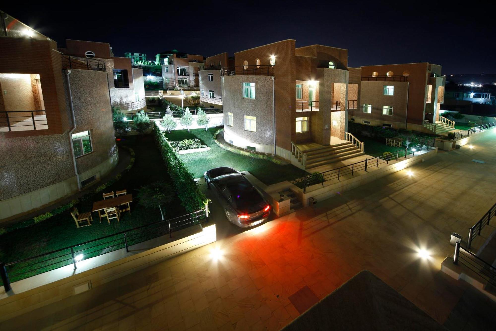 Panorama Villa Lux Hotel Bakoe Buitenkant foto