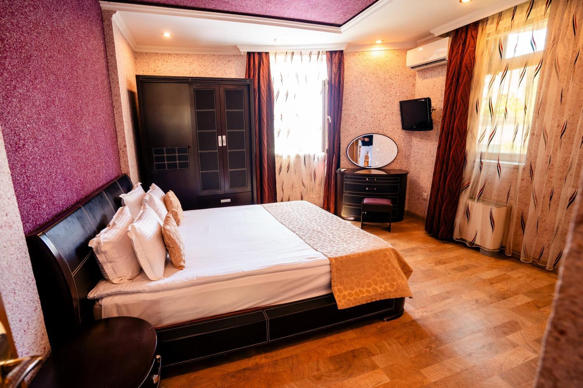 Panorama Villa Lux Hotel Bakoe Buitenkant foto